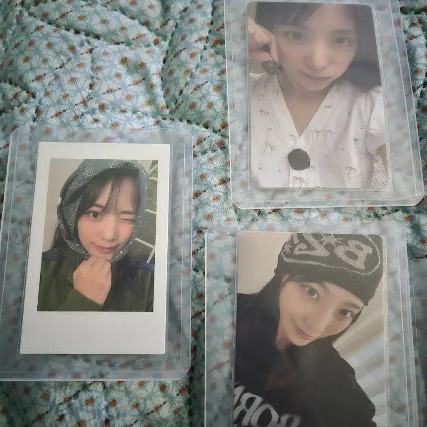 [BUNJANG] QWER Pop-Up Demonstration Apparel Photocard Bundle Set / qwer 팝업 시연 의류 포카 일괄 판매(개별 X)