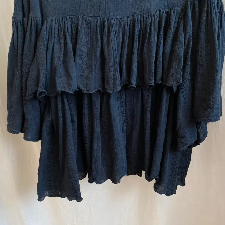 [BUNJANG] Navy Cotton Blend Short Sleeve Blouse (M-L) / 네이비 면혼방 반팔블라우스(M-L)