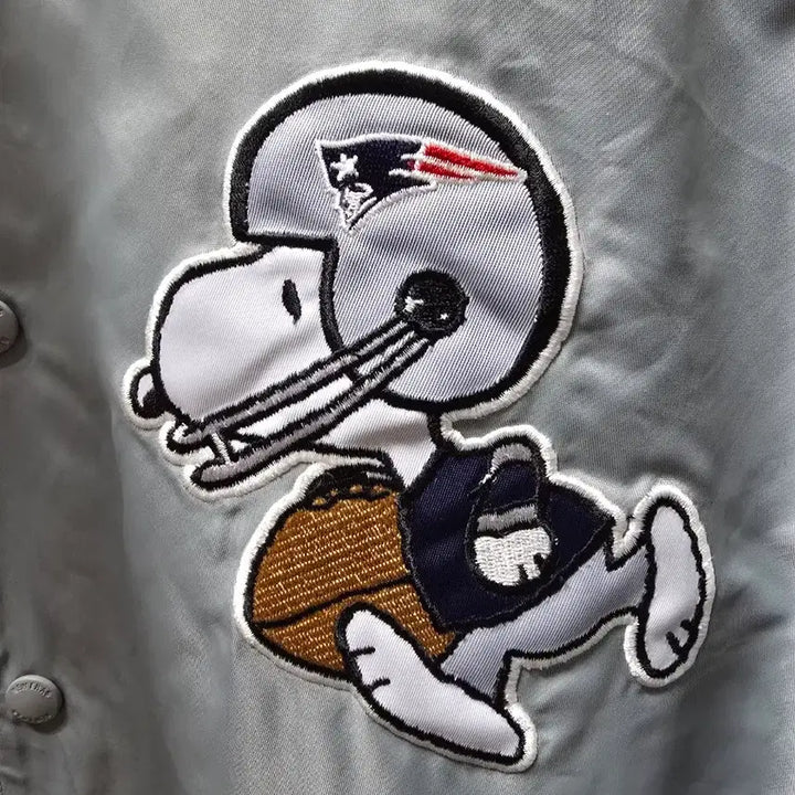 [BUNJANG] 뉴에라X스누피XNFL(2XL)스타디움 자켓 / 뉴에라X스누피XNFL(2XL)스타디움 자켓