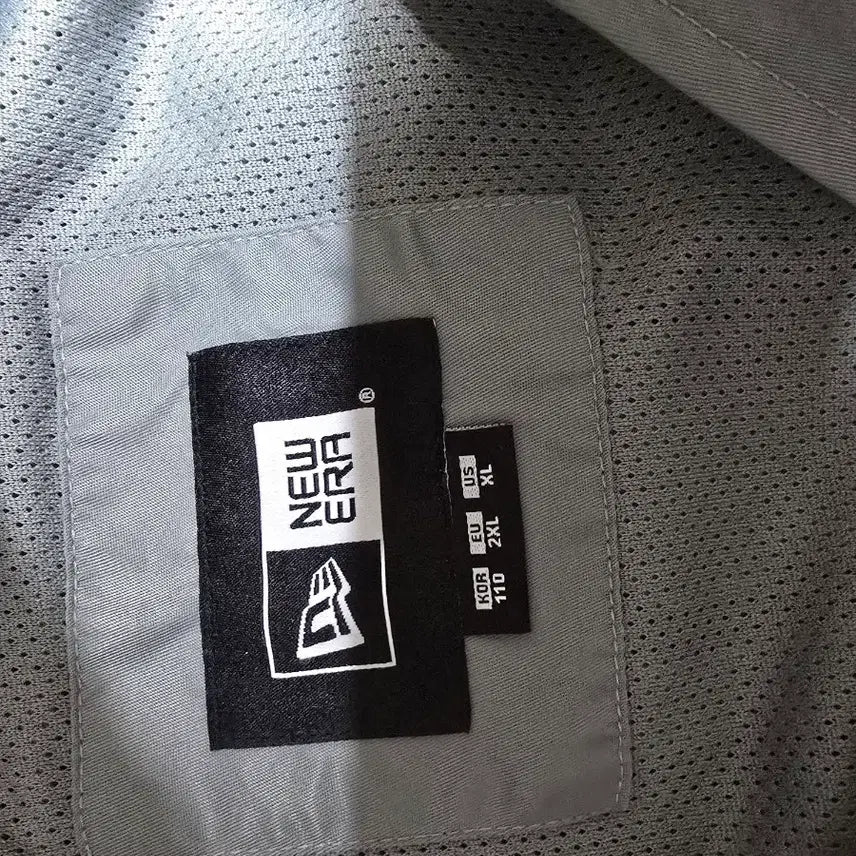 [BUNJANG] 뉴에라X스누피XNFL(2XL)스타디움 자켓 / 뉴에라X스누피XNFL(2XL)스타디움 자켓