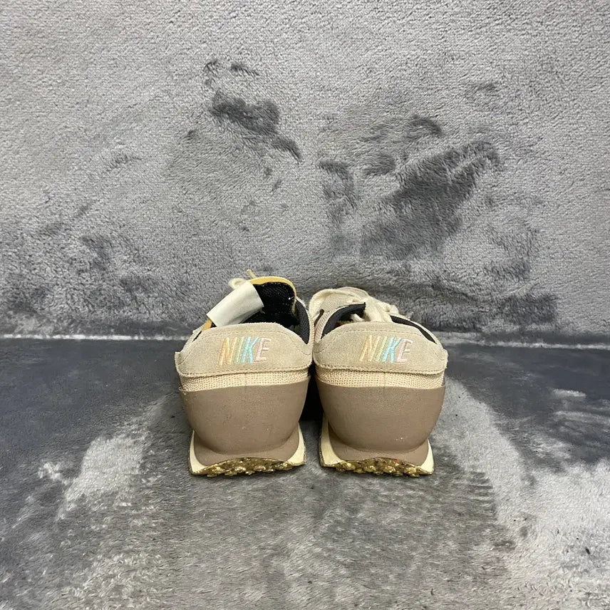 [SOLD OUT] 나이키 운동화 255