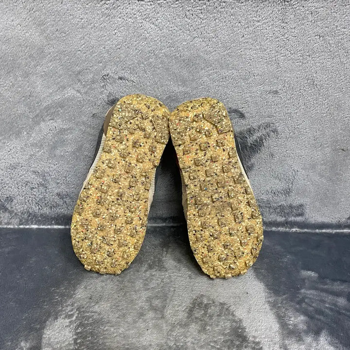 [SOLD OUT] 나이키 운동화 255