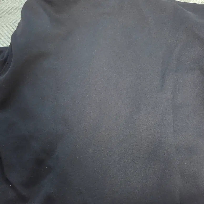 [BUNJANG] Uniqlo C Oversized Sweatshirt Hoodie Black / 유니클로 c 스웨트 오버사이즈 풀오버 후드 블랙