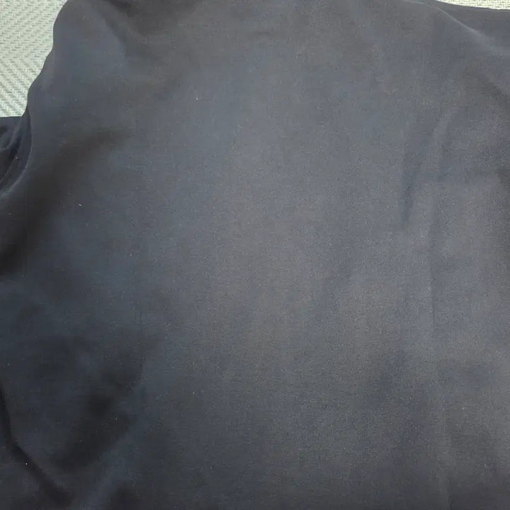 [BUNJANG] Uniqlo C Oversized Sweatshirt Hoodie Black / 유니클로 c 스웨트 오버사이즈 풀오버 후드 블랙