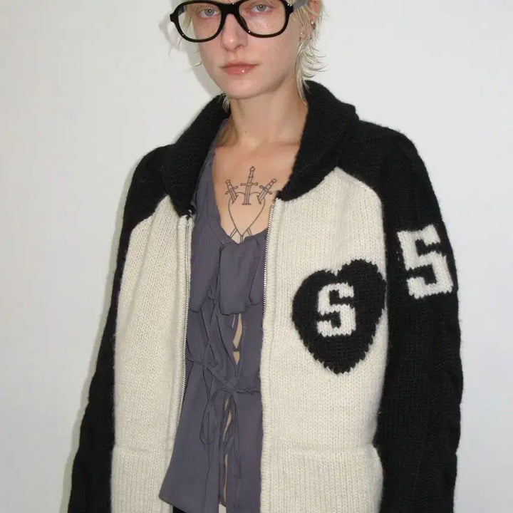 [BUNJANG] Sunburn Cowichan Cable Wool Knit Raglan Cardigan / 썬번프로젝트 코위찬 케이블 자켓 울니트래글런자카드가디건배색나그랑꽈배기하트