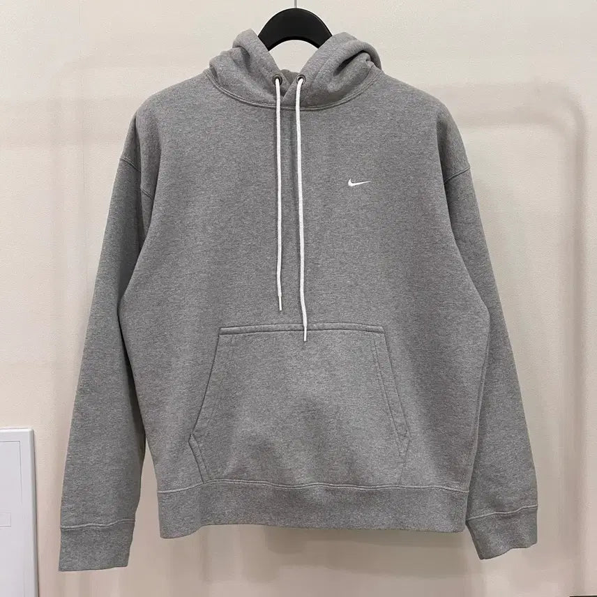 [SOLD OUT] <XL> 나이키 신형 솔로 스우시 플리스 풀오버 후디