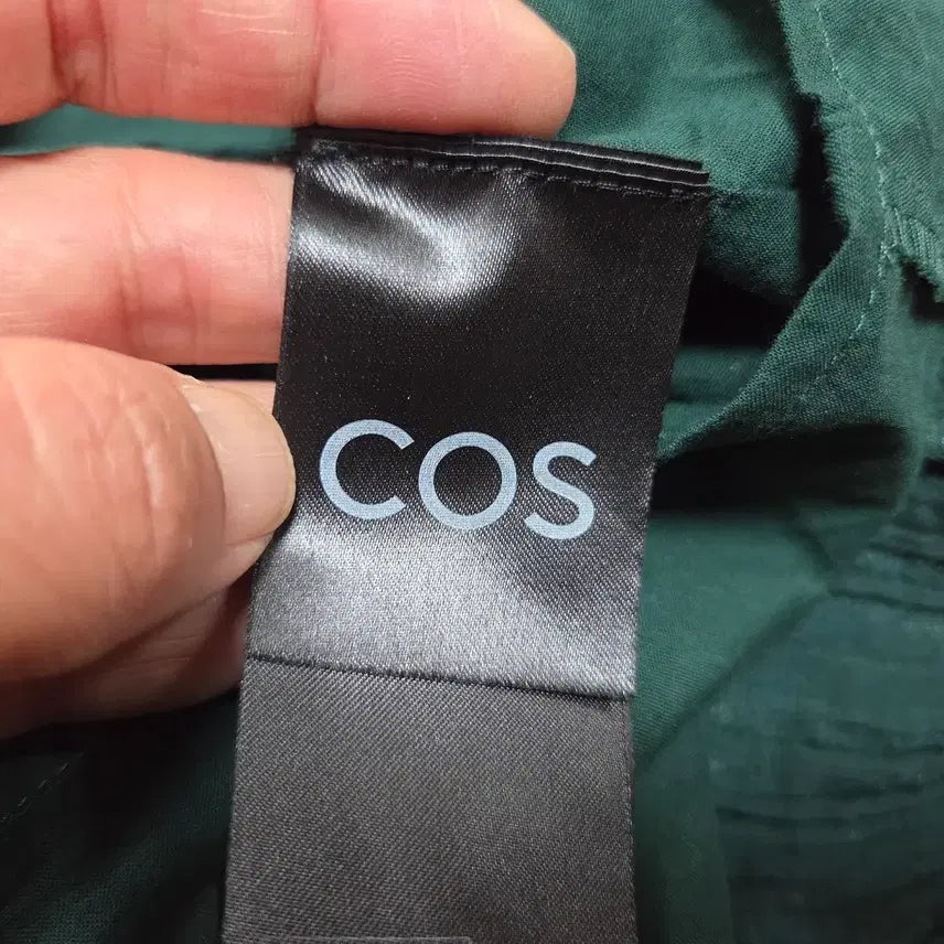 [SOLD OUT] COS 퍼프소매 시어서커 원피스 프리사이즈