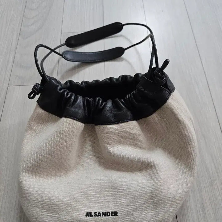 [BUNJANG] Jil Sander Shoulder Bag / 질샌더