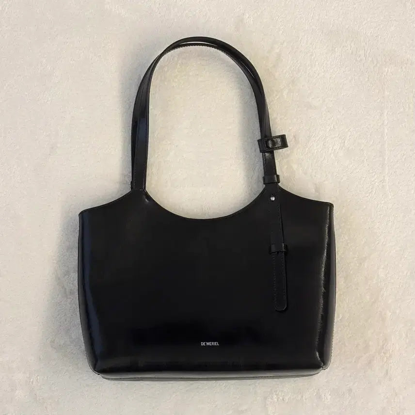 [SOLD OUT] 정가 198000원/ 드메리엘 가방