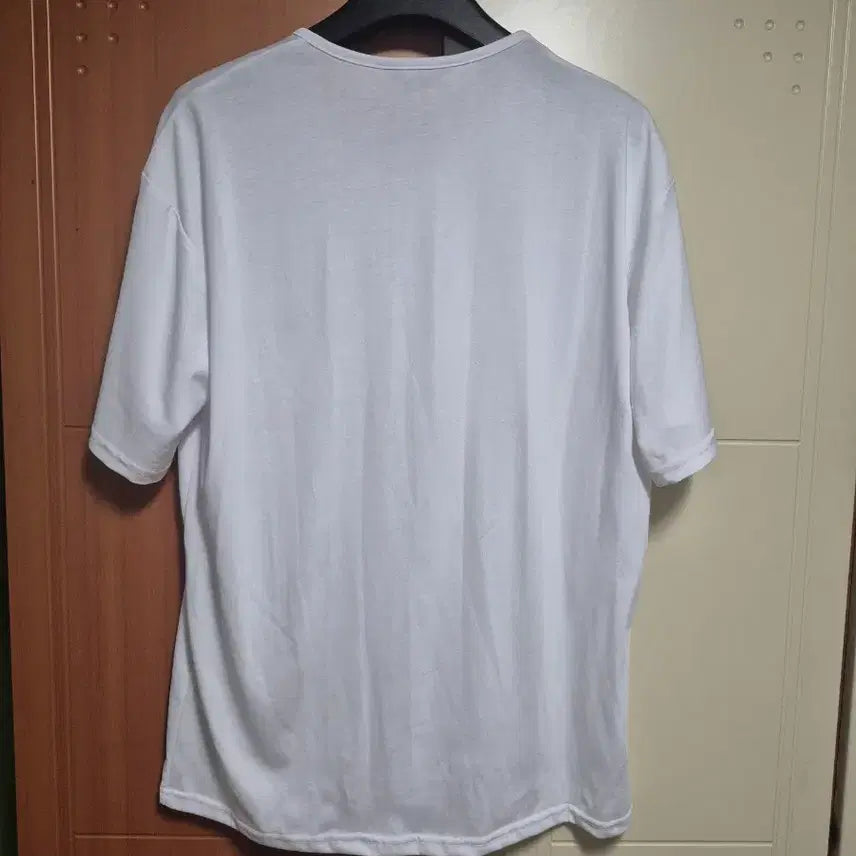 [SOLD OUT] (새상품, 구매가3,4만) 르마드 U넥 실켓 세미오버핏 티셔츠, 남자 반