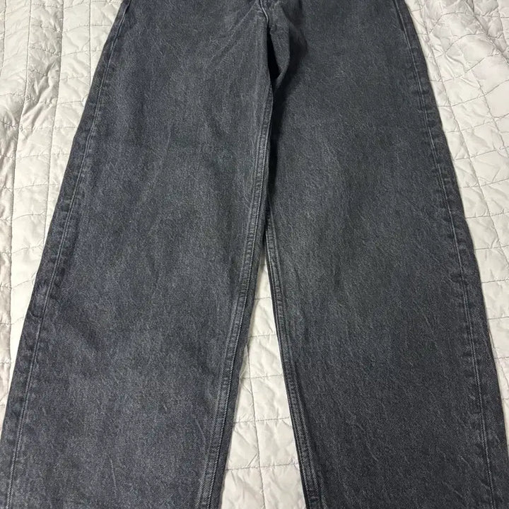 [SOLD OUT] COS 배럴 레그진 블랙진 26