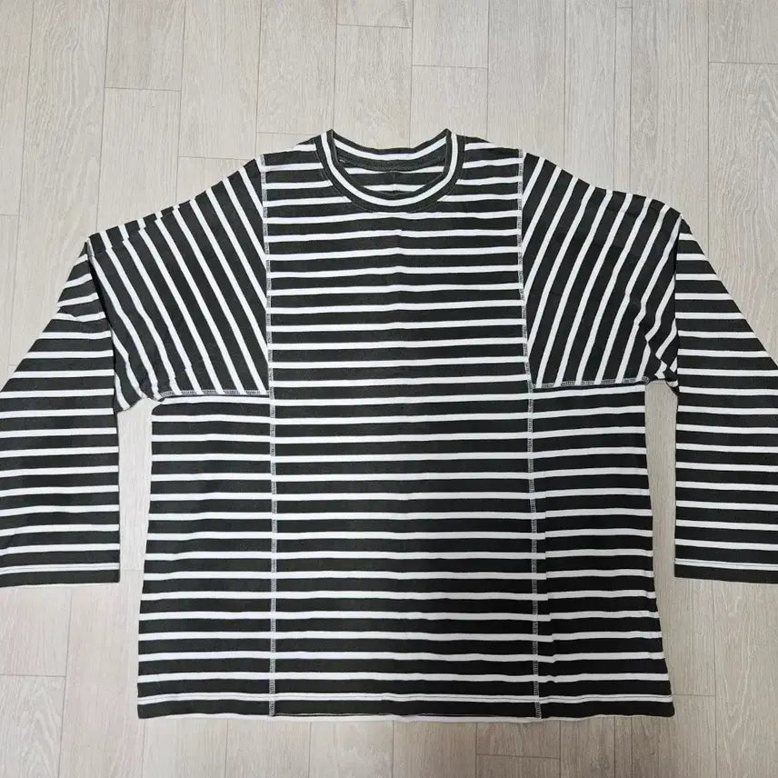 [SOLD OUT] 유스 올리브 티셔츠 L