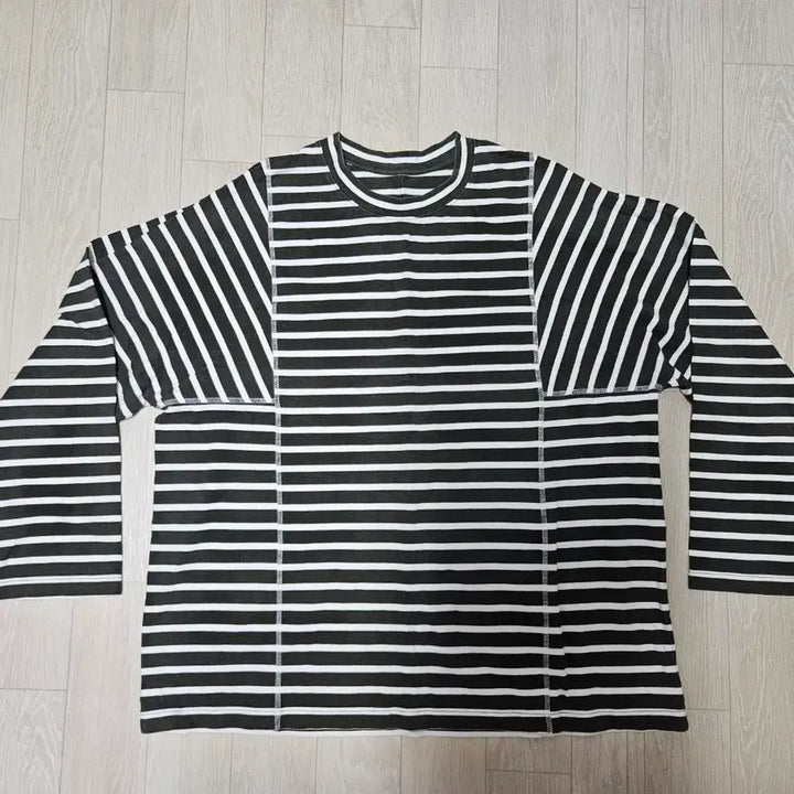 [SOLD OUT] 유스 올리브 티셔츠 L