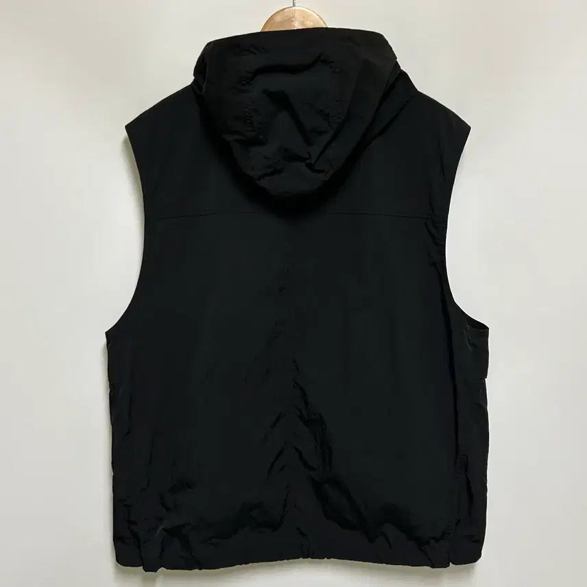 [SOLD OUT] [남자-105 (XL)]비케이브 와키윌리 섬 슬리브리스 후드점퍼 조끼