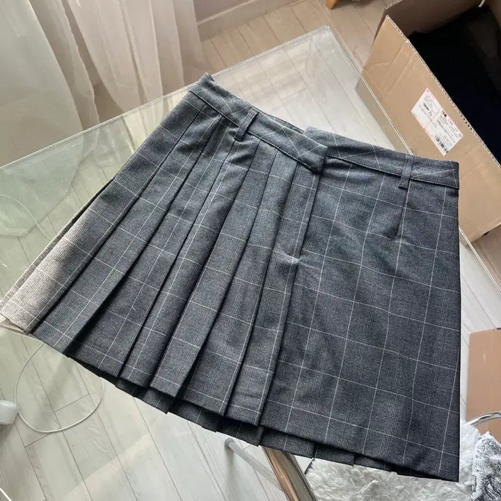 [BUNJANG] Zara Checked Pleated Mini Skirt / 자라 체크 플리츠 미니스커트