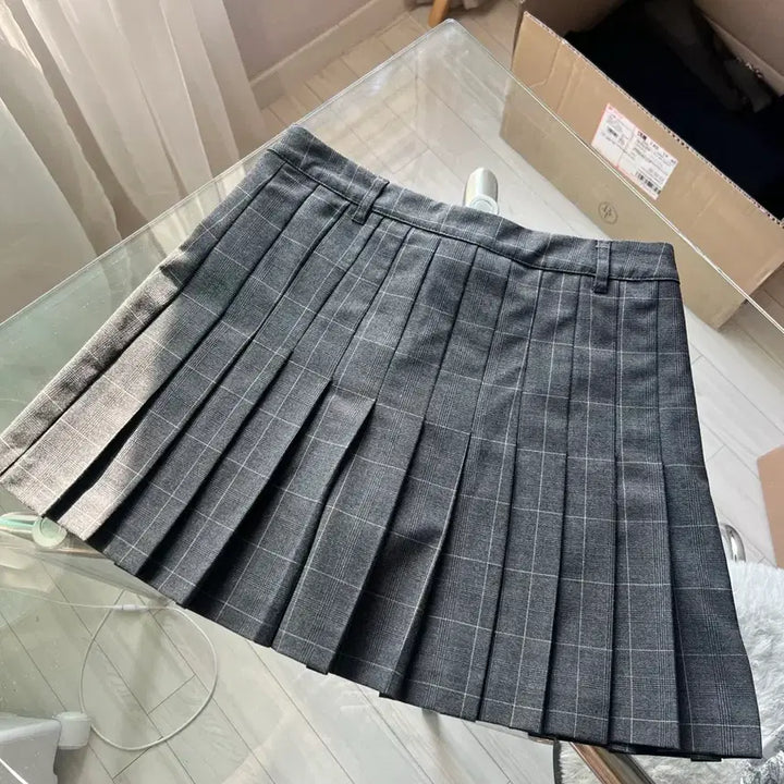 [BUNJANG] Zara Checked Pleated Mini Skirt / 자라 체크 플리츠 미니스커트