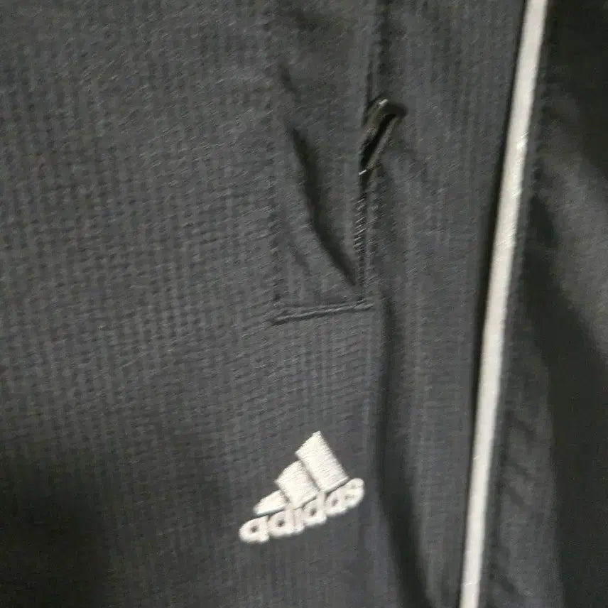 [BUNJANG] Adidas Three Stripes Training Pants Black Unisex S / 아디다스 삼선 트레이닝 바지 블랙 s 남녀공용