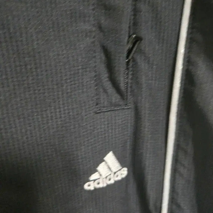 [BUNJANG] Adidas Three Stripes Training Pants Black Unisex S / 아디다스 삼선 트레이닝 바지 블랙 s 남녀공용