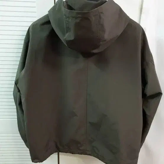 [SOLD OUT] 티엔지티 남성 후드 쉘파카 카키