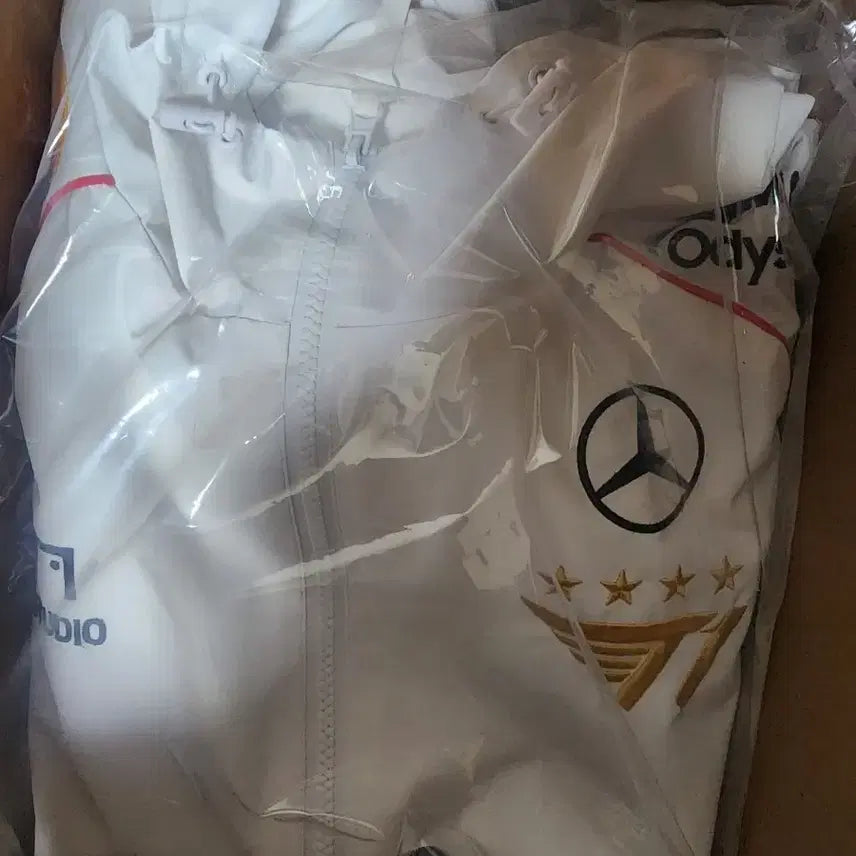 [SOLD OUT] 24년 t1 4성 자켓 노마킹 xl 팝니다