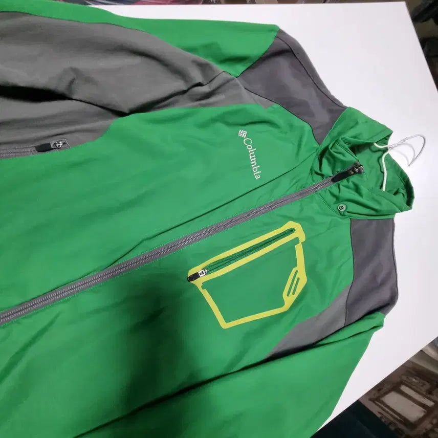 [BUNJANG] Columbia Two-Tone Windbreaker Jacket / 콜롬비아 봄 바람막이 점퍼