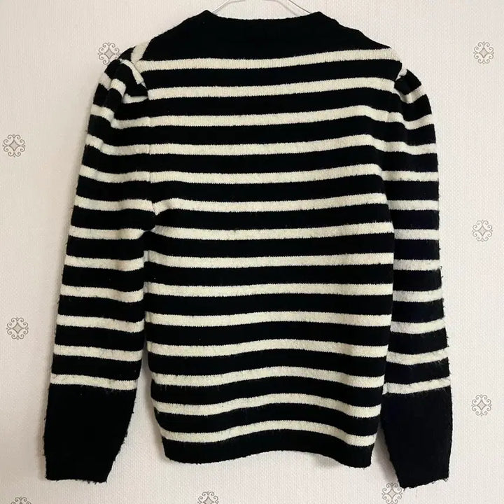 [BUNJANG] Striped Knit Top / 스트라이프 니트