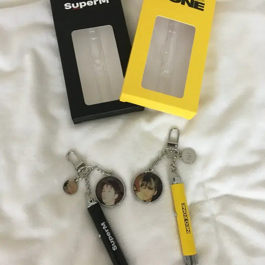 [BUNJANG] NCT Mark PhotopProjection Keychain / 엔시티 마크 포토프로젝션 키링