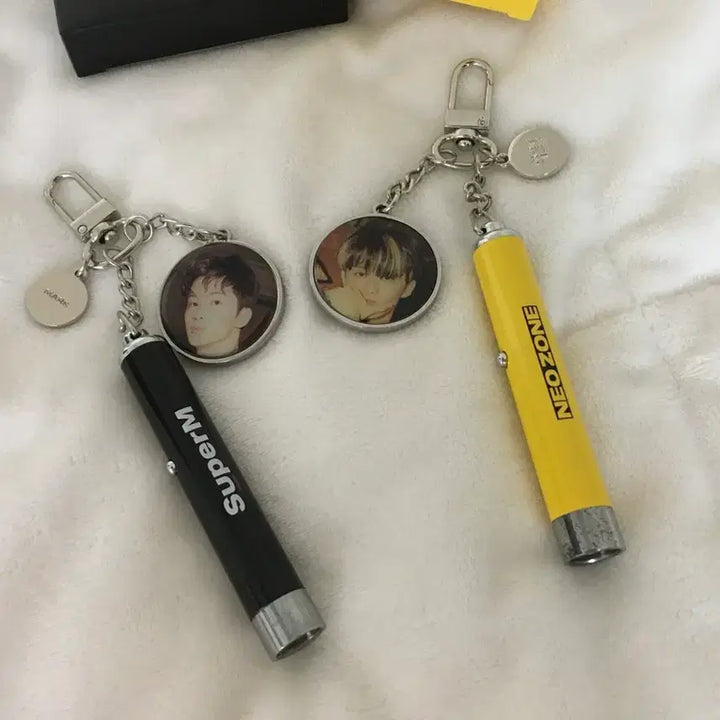 [BUNJANG] NCT Mark PhotopProjection Keychain / 엔시티 마크 포토프로젝션 키링