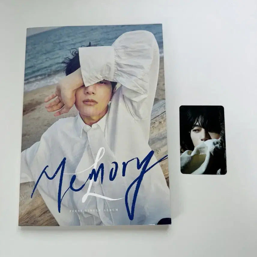 [BUNJANG] Infinite L Kim Myungsoo Signed Album POB Goods / 인피니트 엘 김명수 친필싸인 앨범 포카 양도 미공포 굿즈