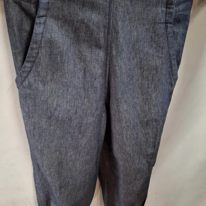 [SOLD OUT] DKNY 면데님 멜빵바지