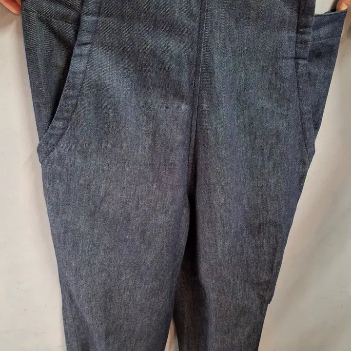 [SOLD OUT] DKNY 면데님 멜빵바지
