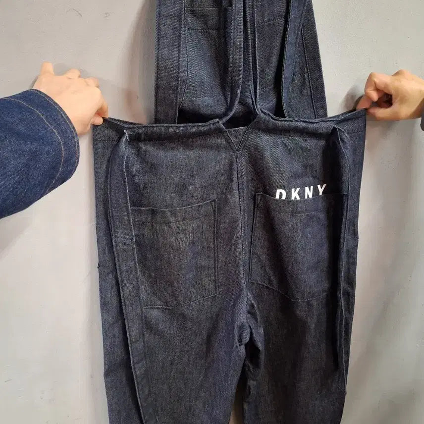 [SOLD OUT] DKNY 면데님 멜빵바지