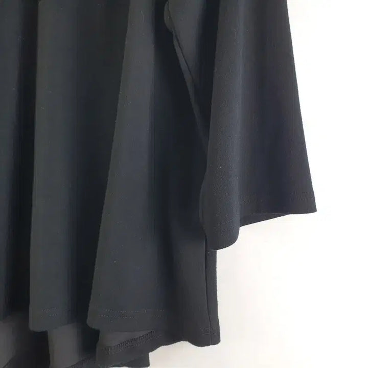 [BUNJANG] Lucky Room Black Short Sleeve T-shirt / 럭키룸 여FREE 블랙 반팔티 M6206