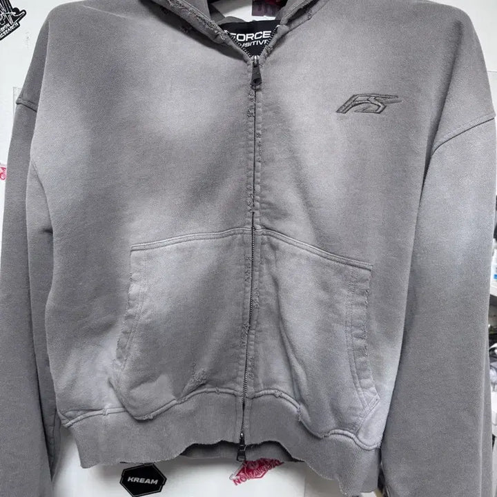 [BUNJANG] Post Sensitive Washed Crop Hoodie Zip-up / 포스센스티브 워시드 크롭 후드집업 GR