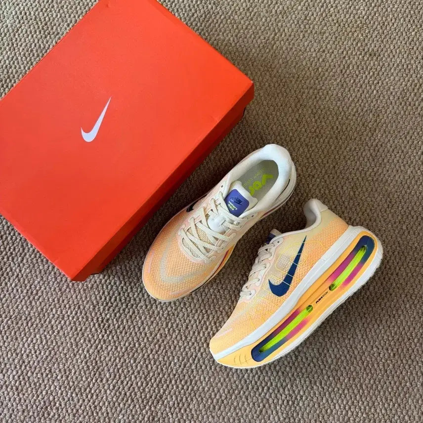 [BUNJANG] Nike Air Zoom Yellow Sneakers (265mm) / 나이키 에어 줌 운동화 옐로우운동화 사이즈/265mm