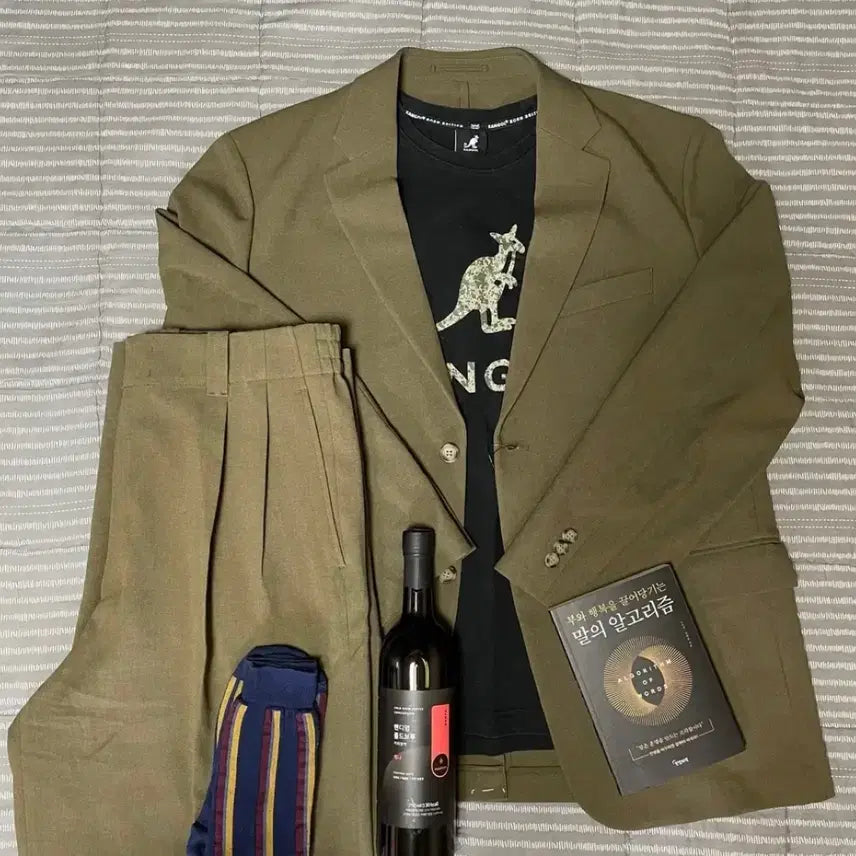 [BUNJANG] Uniqlo x MARNI Wide Fit Pleated Trousers - Olive (L) / 유니클로 x 마르니 와이드 핏 플리티드 트라우저 새제품 L사이즈