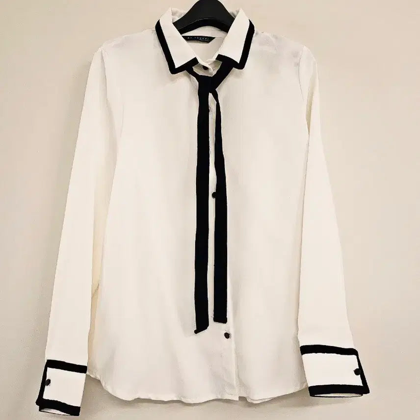 [SOLD OUT] 새상품 블라우스