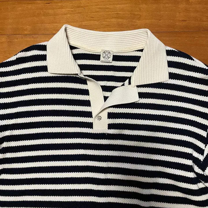 [BUNJANG] Atcorner Short Sleeve Blouse / 앳코너 반팔