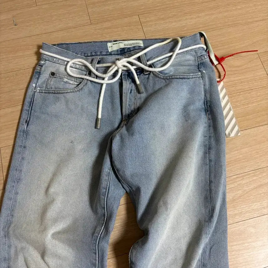 [SOLD OUT] 오프화이트 연청 스콜피온 데님