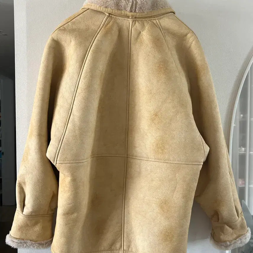[BUNJANG] LE Signature Shearling Mouton Jacket Beige / 르 LE 시그니처 시어링 무스탕 자켓 베이지