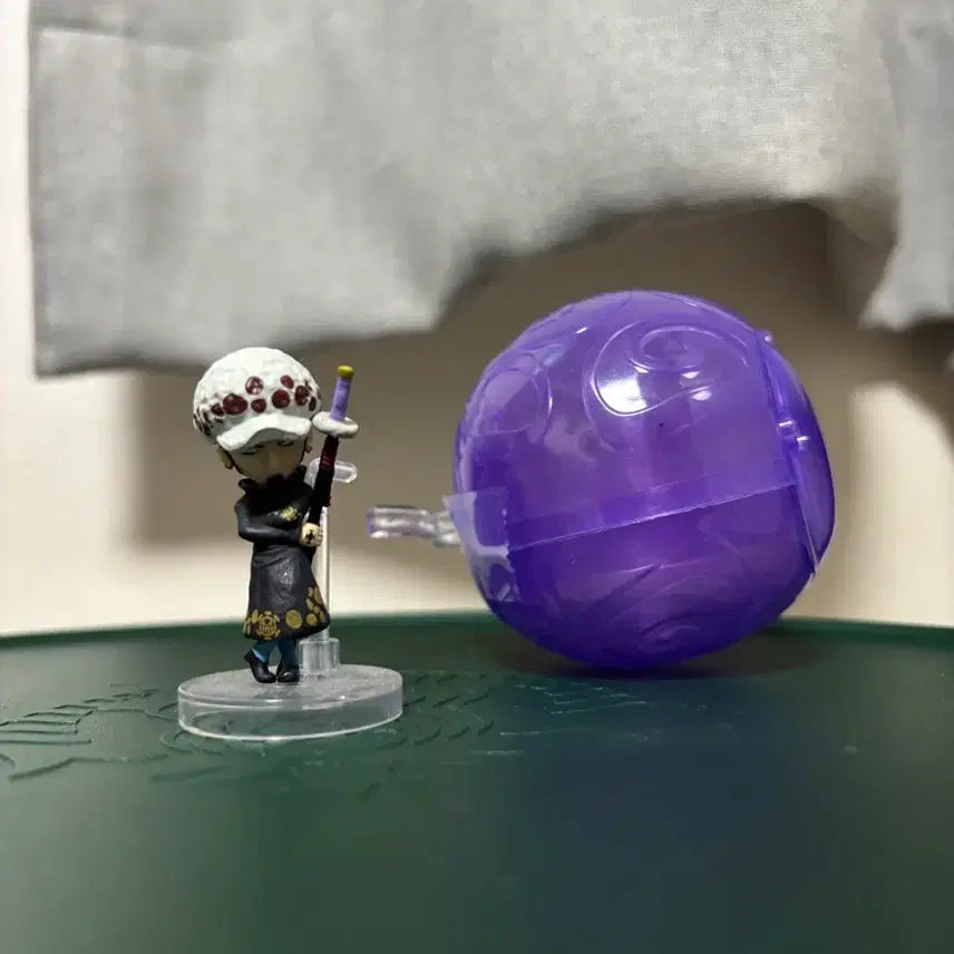 [BUNJANG] One Piece Trafalgar Law Devil Fruit Gacha / 원피스 1해전 트라팔가 로우 원피의 열매 원피노미 악마의열매 가챠