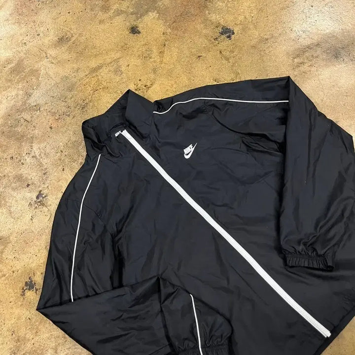 [SOLD OUT] [정품/M] 나이키 블랙 바람막이 자켓