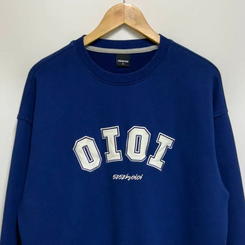 [BUNJANG] 5252 BY O!Oi Signature Sweatshirt / [남여공용-100]5252 BY 0!0i 오아이오아이 시그니처 스웨트셔츠