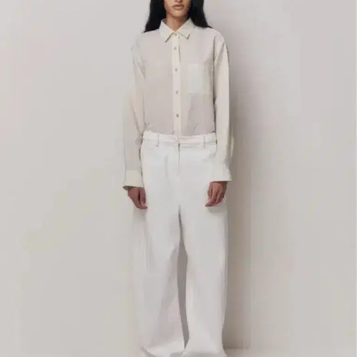 [BUNJANG] Kinder Salmon Gaius Cotton Pants White / 킨더살몬 Gaius 코튼 팬츠 화이트  (새상품)