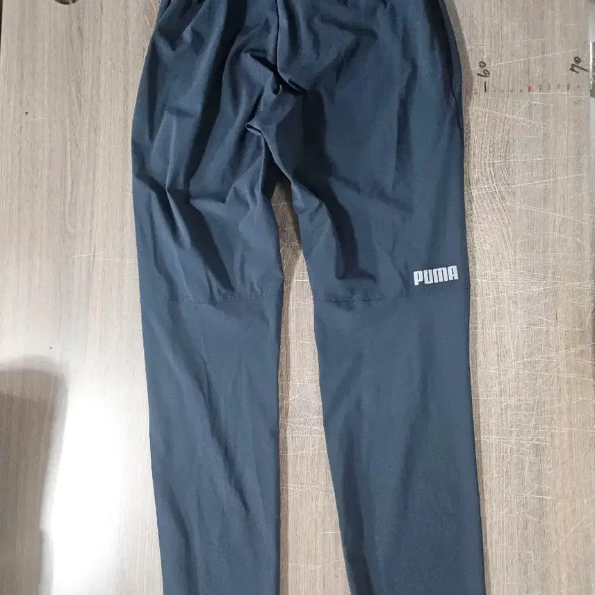 [SOLD OUT] 푸마 슬림핏 츄리닝 하의 S