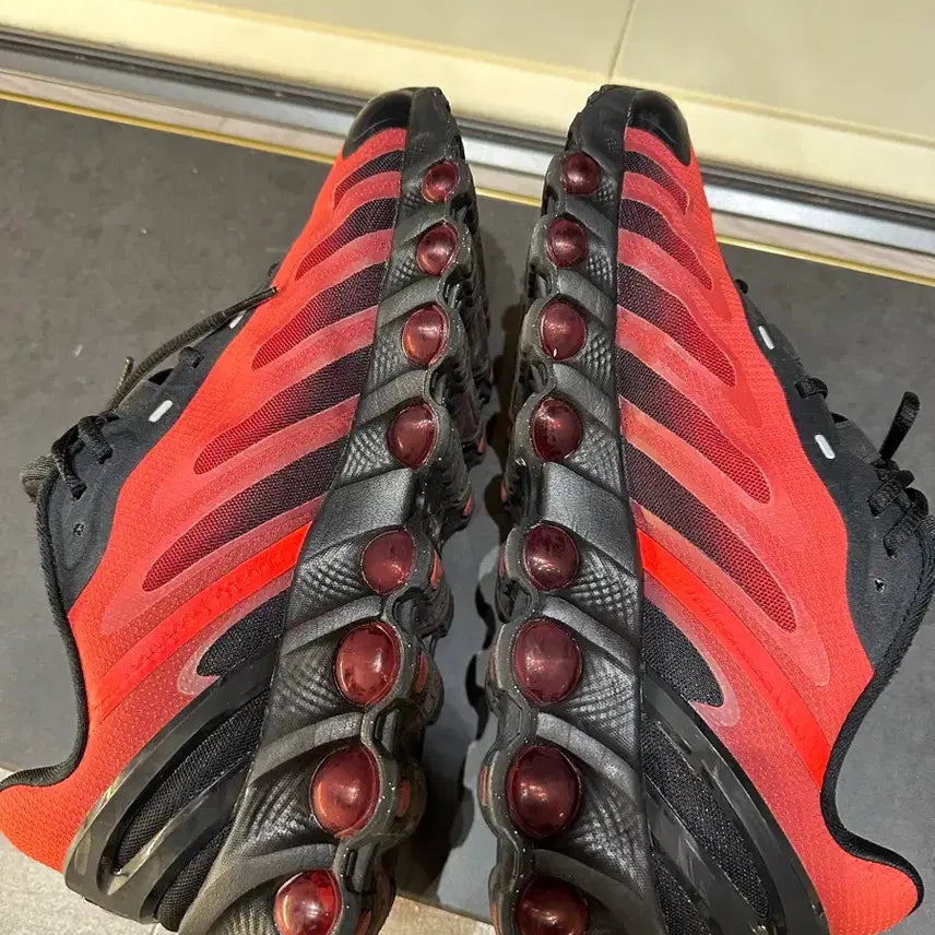 [BUNJANG] Nike Air Max DN8 275 Red Sneakers / 나이키 에어맥스DN8 275 레드