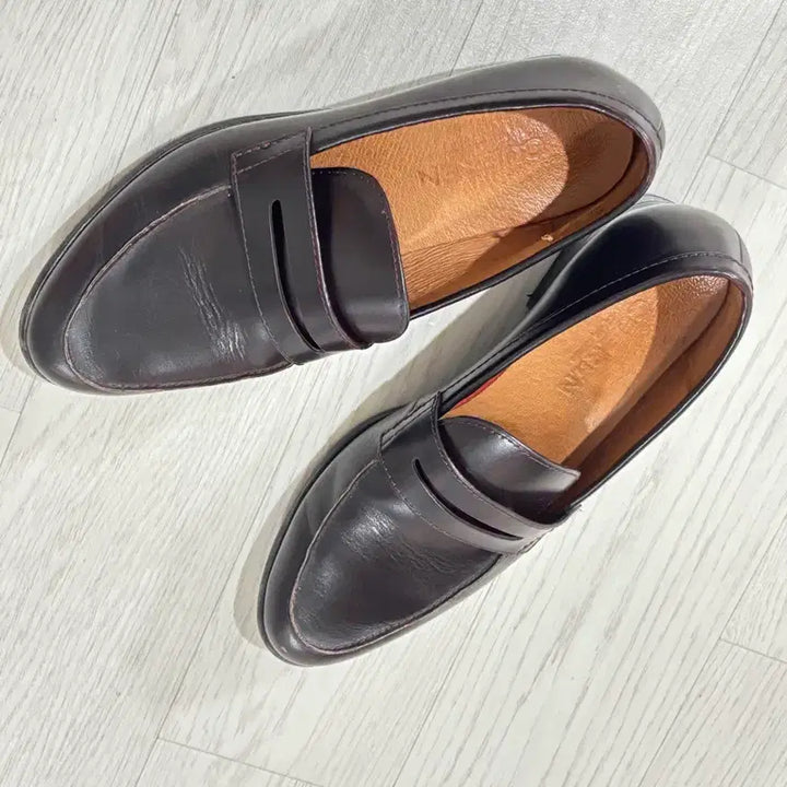 [BUNJANG] Cuerno Loafer 09 Deep Burgundy 240 / 쿠에른 로퍼 09 딥버건디 240