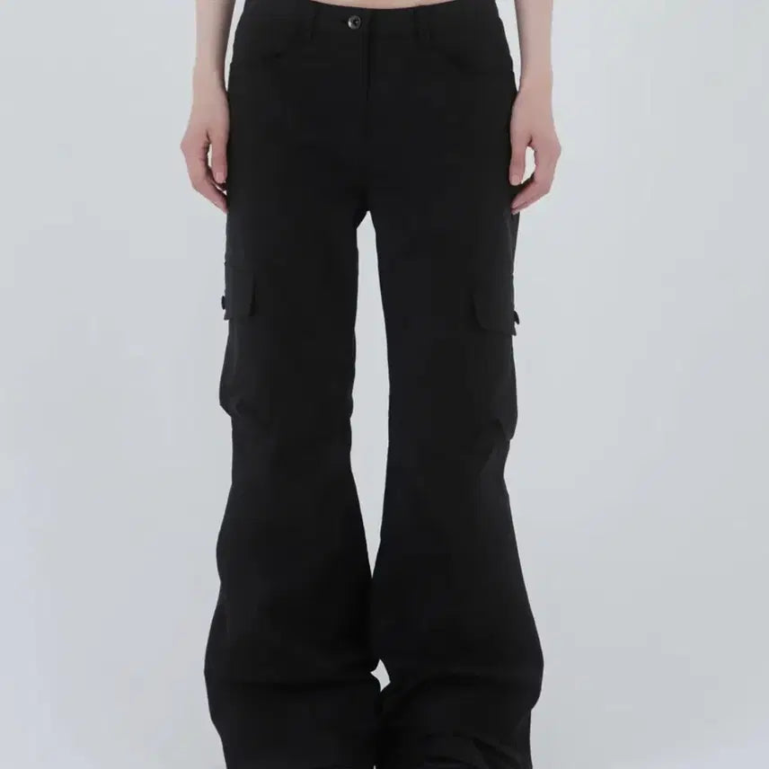 [BUNJANG] MICHAA Seoul Pocket Cargo Bootcut Pants - Black / 미세키서울 Pocket cargo bootscut pants BLACK