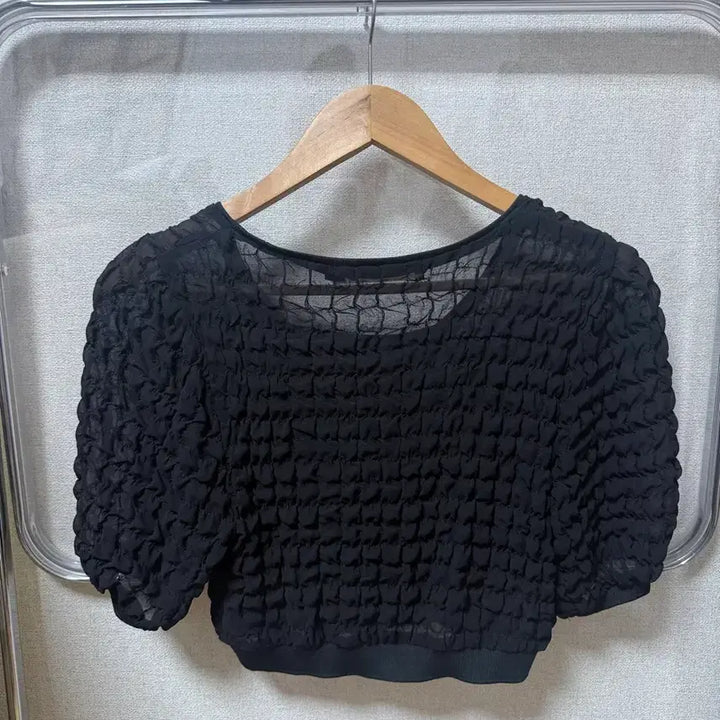 [BUNJANG] Mischief See-Through Crop Short Sleeve Top (M) / (반택포) Mischief 미스치프 시스루 크롭 반팔 탑