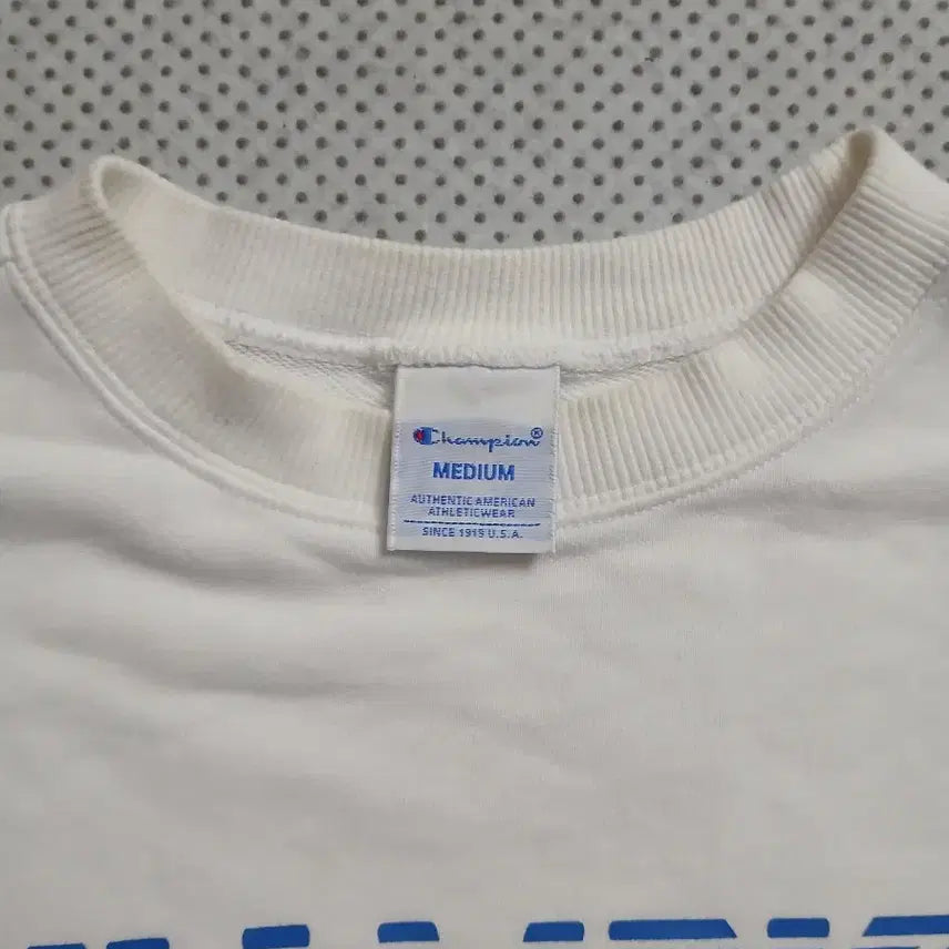 [BUNJANG] Champion White Logo Sweatshirt T-shirt / 챔피온 화이트 로고 맨투맨 티셔츠